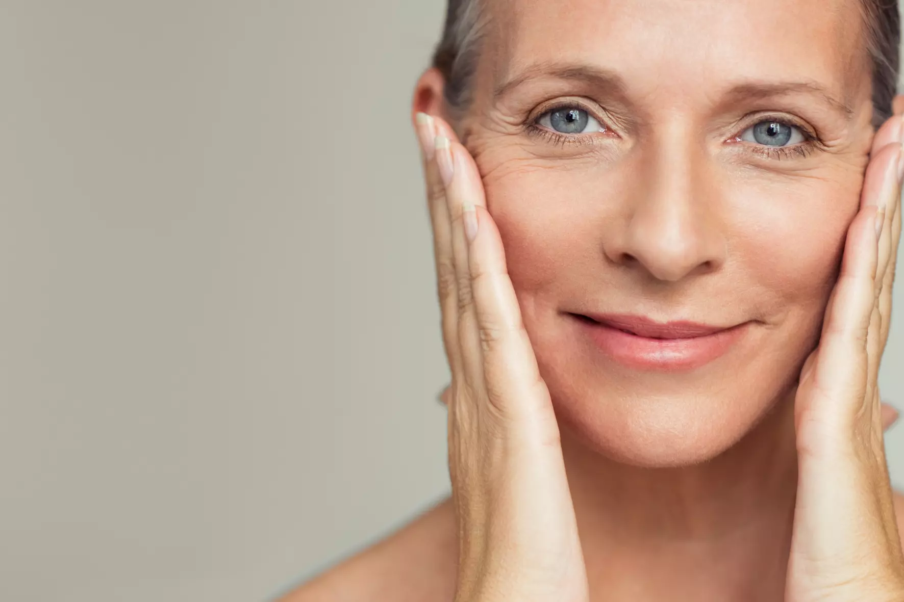 Comment se débarrasser des rides sur le visage naturellement ?